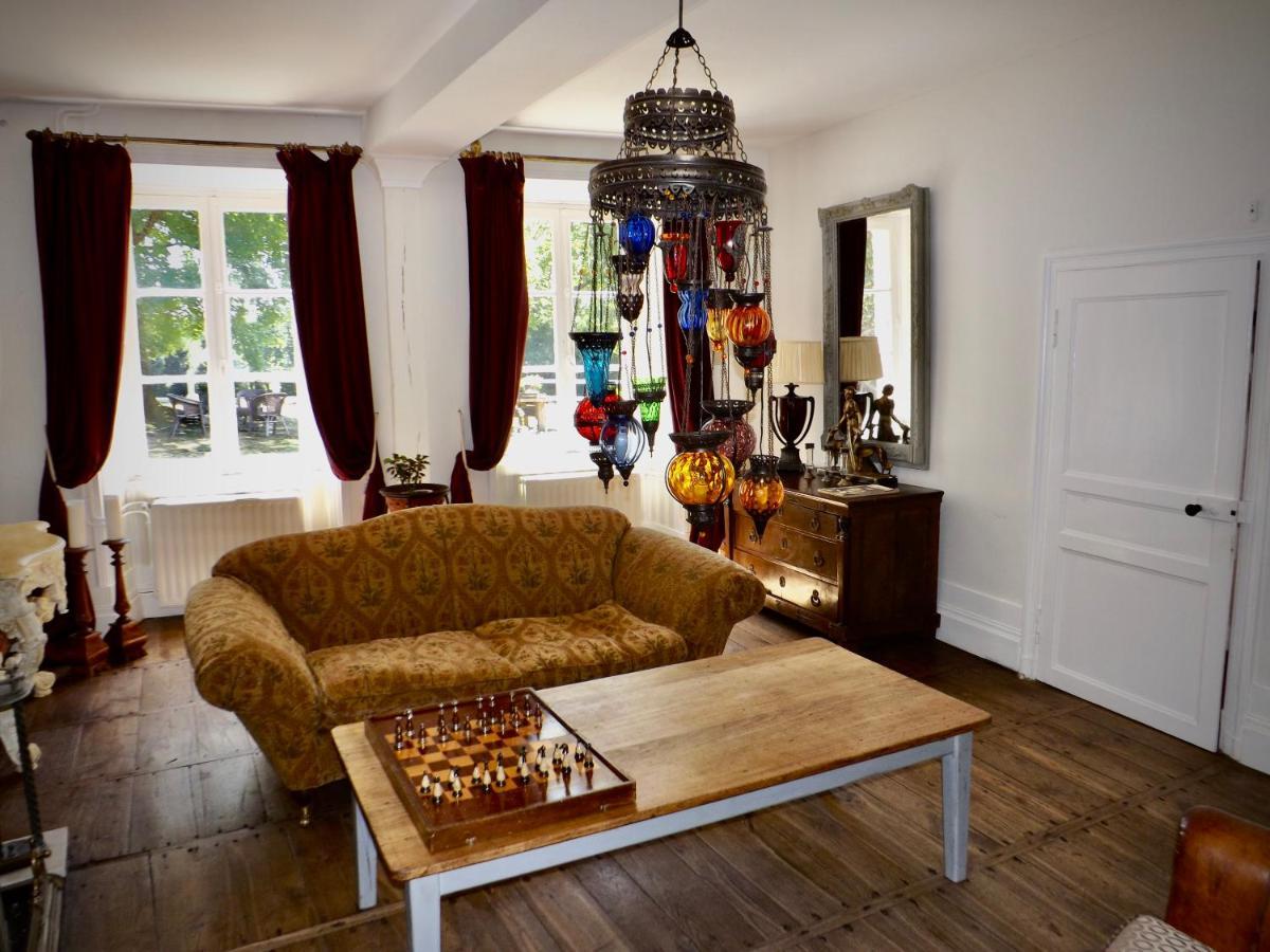 Domaine De Lalat - B&B With En-Suite Bathrooms All Rooms With Garden Views Montembœuf Exteriér fotografie