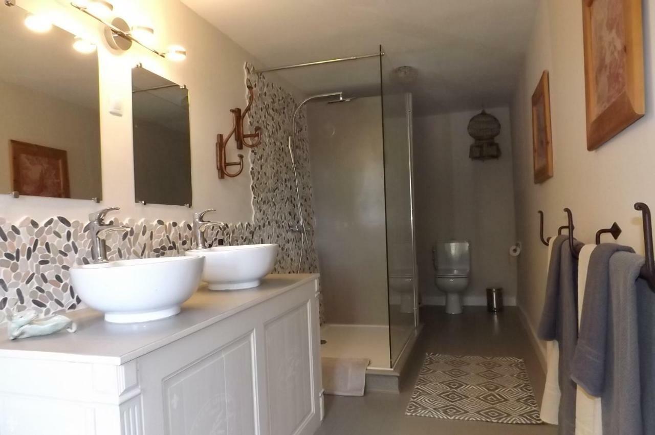 Domaine De Lalat - B&B With En-Suite Bathrooms All Rooms With Garden Views Montembœuf Exteriér fotografie